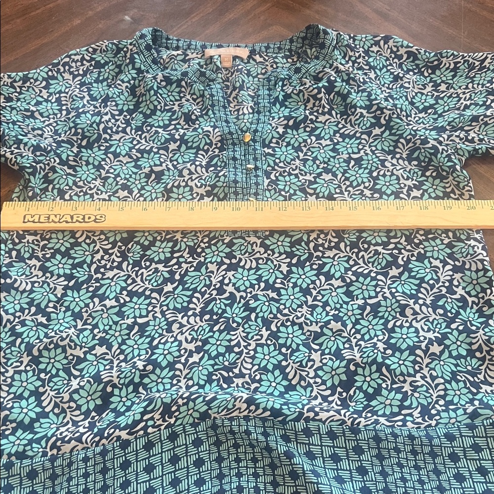 Banana Republic Navy and Mint Patterned Blouse - Picture 3 of 7